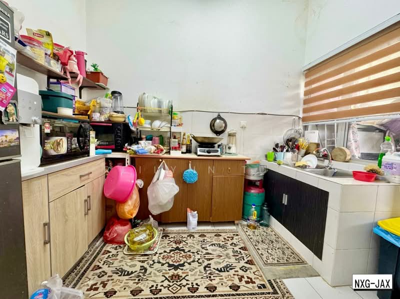 2-storey Terraced House for Sale in Bandar Bukit Raja (Klang) - Reilynn Tue - Kitchen - PropertyGuru.com.my