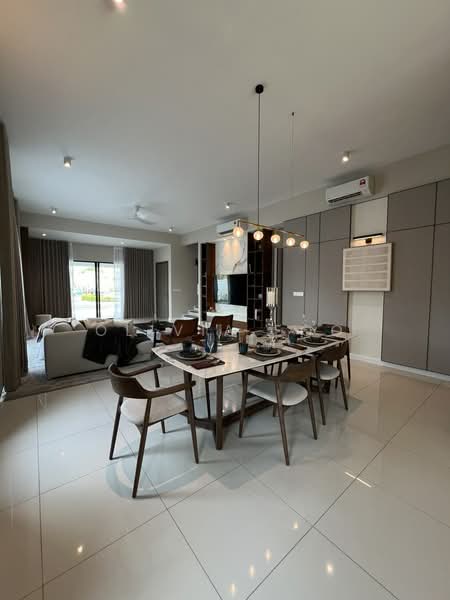3-storey Terraced House for Sale in Seksyen U15 (Shah Alam) - Olivia Foo - Living Room - PropertyGuru.com.my
