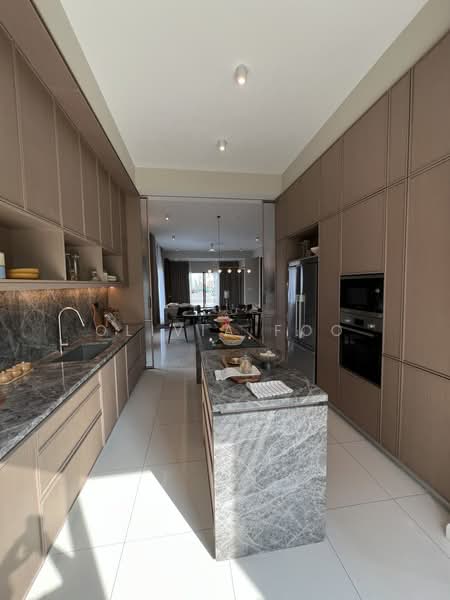 3-storey Terraced House for Sale in Seksyen U15 (Shah Alam) - Olivia Foo - Kitchen - PropertyGuru.com.my
