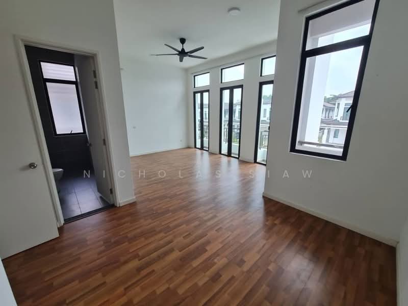 Cluster House for Rent in Eco Majestic (Semenyih) - Nicholas Siaw - Living Room - PropertyGuru.com.my