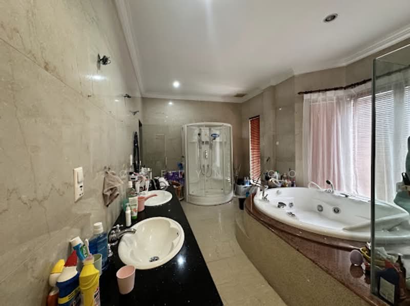 Bungalow for Sale in Sungai Long (Bandar Sungai Long) - Jocelyn Soo - Bathroom - PropertyGuru.com.my