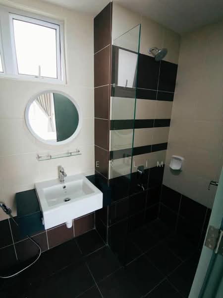 Servis Apartment untuk Disewa di One Sentral Serviced Residence - Ember Lim - Bathroom - PropertyGuru.com.my