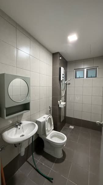 Servis Apartment untuk Disewa di One 49 Residence - Ember Lim - Bathroom - PropertyGuru.com.my