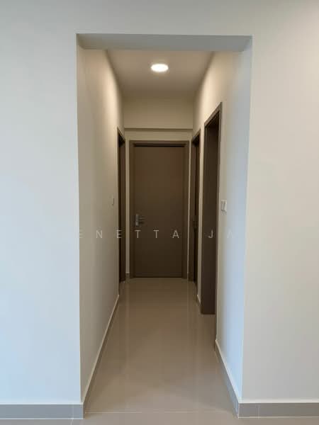Servis Apartment untuk Disewa di Baron Residence @ Lake City - Renetta Jau - Corridor - PropertyGuru.com.my