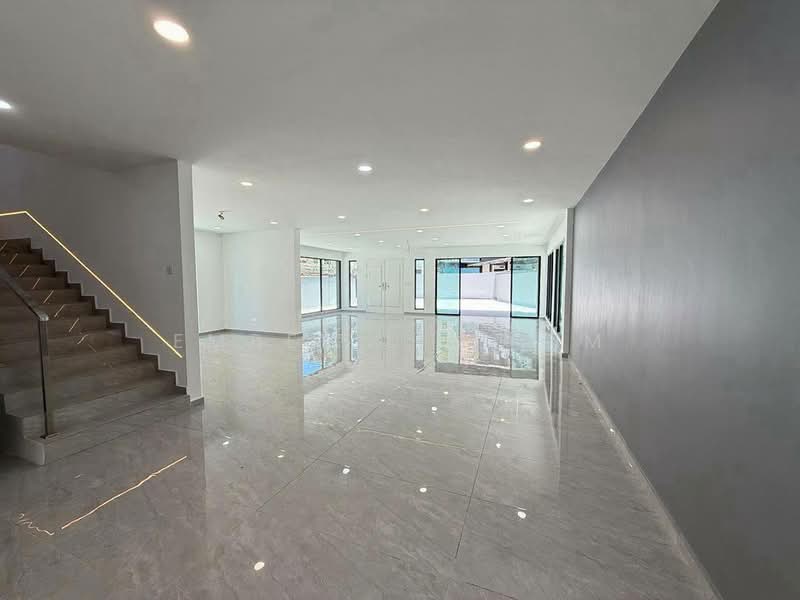 Rumah Banglo untuk Dijual di Taman Kebun Teh (Johor Bahru) - Ember Lim Lim - Interior - PropertyGuru.com.my