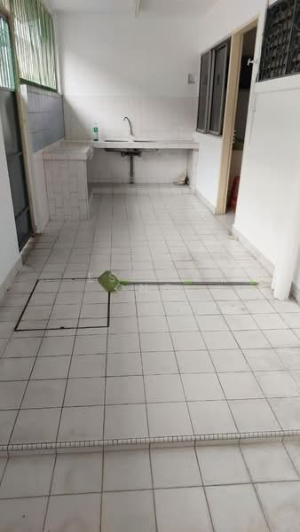 Rumah Teres 2 Tingkat untuk Disewa di SS1 (Petaling Jaya) - Esther Ong - Kitchen - PropertyGuru.com.my