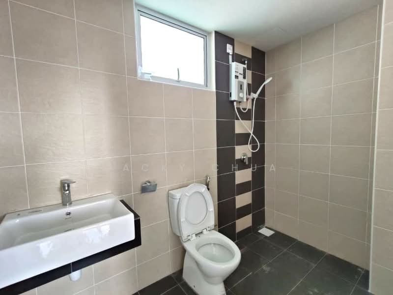 Pangsapuri untuk Dijual di Amber Height - Jacky Chua - Bathroom - PropertyGuru.com.my