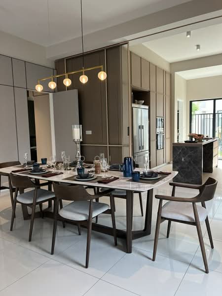3-storey Terraced House for Sale in Seksyen U15 (Shah Alam) - Chooi Mun Kum - Dining Room - PropertyGuru.com.my