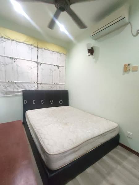 Kondominium untuk Dijual di Eden Seaview Condominium - Desmond Lee - Bedroom - PropertyGuru.com.my