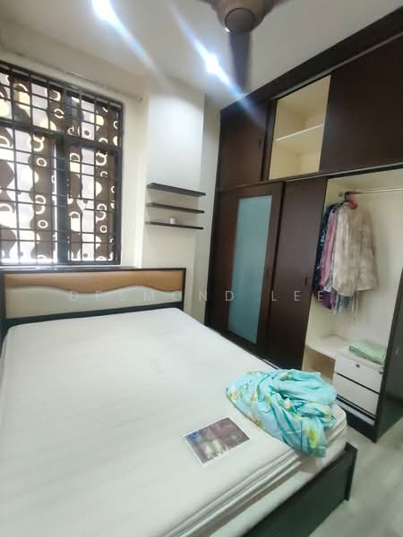 Kondominium untuk Dijual di Eden Seaview Condominium - Desmond Lee - Bedroom - PropertyGuru.com.my