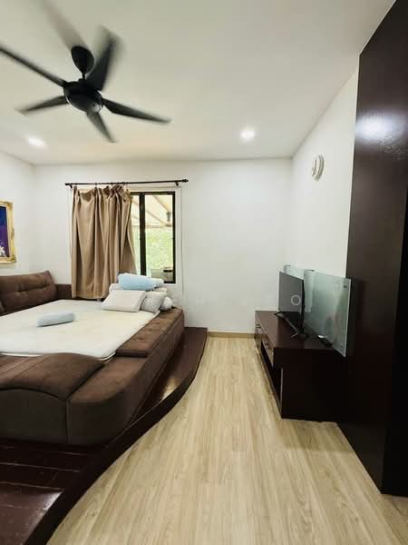 Cluster House for Sale in Austin (Johor Bahru) - Karen Yeo - Bedroom - PropertyGuru.com.my
