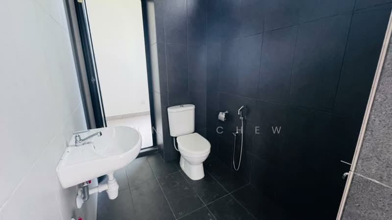 2-storey Terraced House for Sale in Setia Eco Cascadia (Tebrau) - Jennie Chew - Bathroom - PropertyGuru.com.my