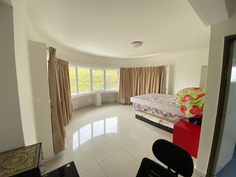 Pangsapuri untuk Dijual di Golden Hills Resort (Amber Court Apartment) - FATT SEONG FONG - Bedroom - PropertyGuru.com.my