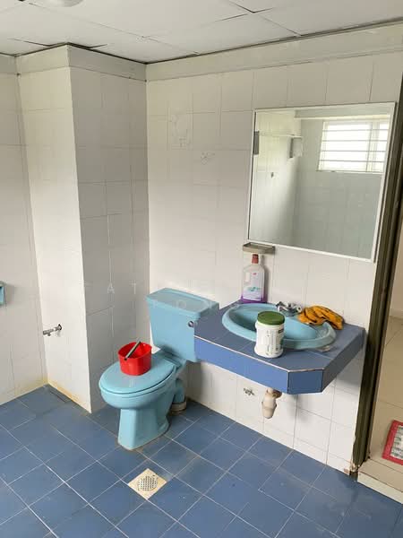 Pangsapuri untuk Dijual di Golden Hills Resort (Amber Court Apartment) - FATT SEONG FONG - Bathroom - PropertyGuru.com.my