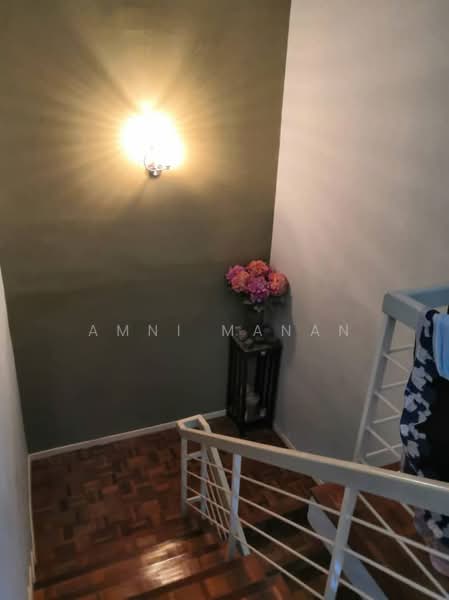 Rumah Teres 2 Tingkat untuk Dijual di Damansara Damai (Selangor) - Amni Manan - Interior - PropertyGuru.com.my