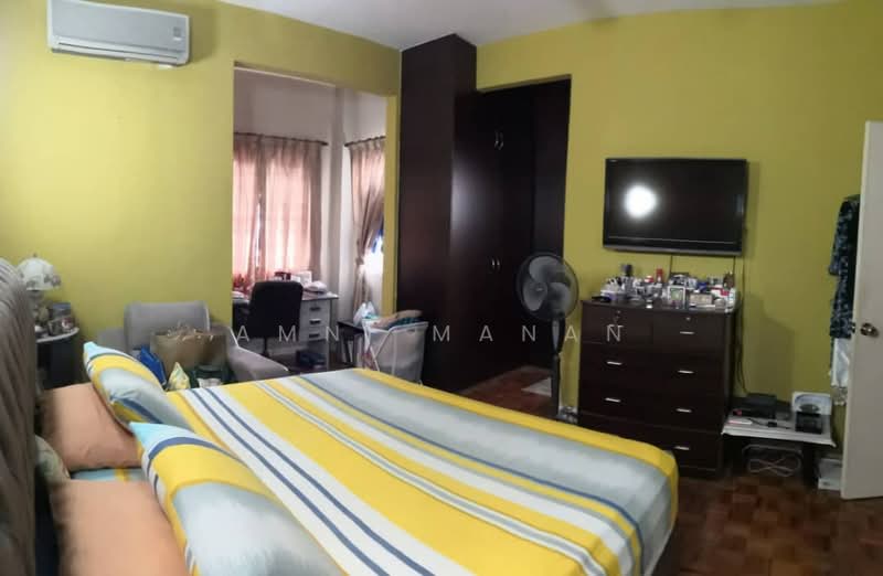 Rumah Teres 2 Tingkat untuk Dijual di Damansara Damai (Selangor) - Amni Manan - Bedroom - PropertyGuru.com.my