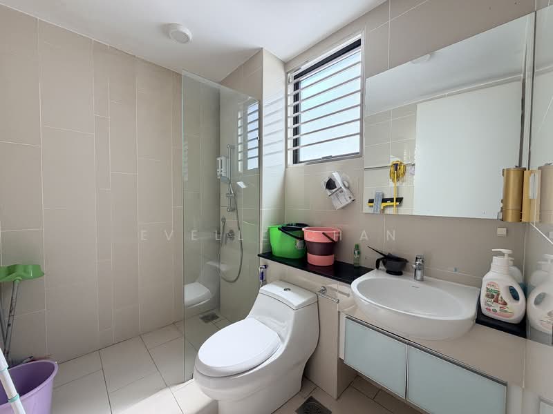 Rumah Teres 3 Tingkat untuk Dijual di Puchong (Selangor) - Evelle Chan - Bathroom - PropertyGuru.com.my