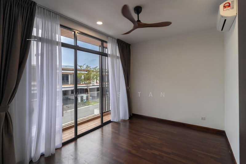 2-storey Terraced House for Rent in Telok Panglima Garang (Selangor) - Vitas Tan - View - PropertyGuru.com.my