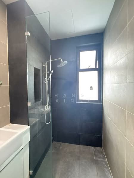 Servis Apartment untuk Disewa di Setia Sky 88 - Phang Elainne - Bathroom - PropertyGuru.com.my