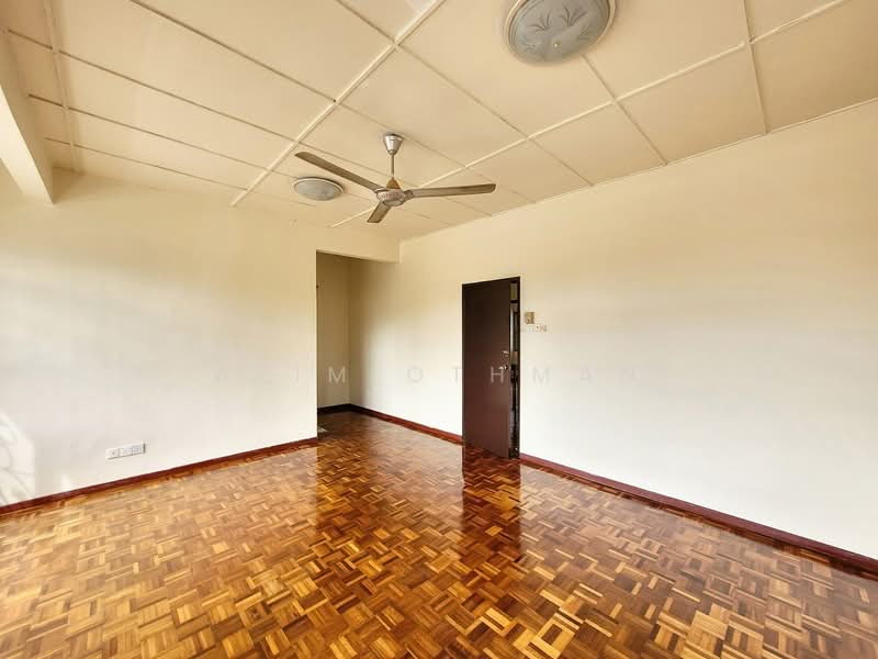 2-storey Terraced House for Sale in Taman Puncak Jalil (Seri Kembangan) - Azim Othman - Living Room - PropertyGuru.com.my