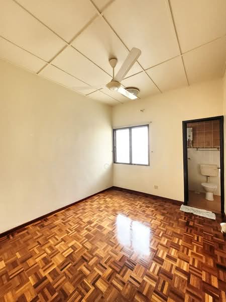 2-storey Terraced House for Sale in Taman Puncak Jalil (Seri Kembangan) - Azim Othman - Interior - PropertyGuru.com.my