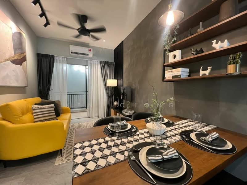 Servis Apartment untuk Dijual di Parkland Residence - Kent Chong - Living Room - PropertyGuru.com.my