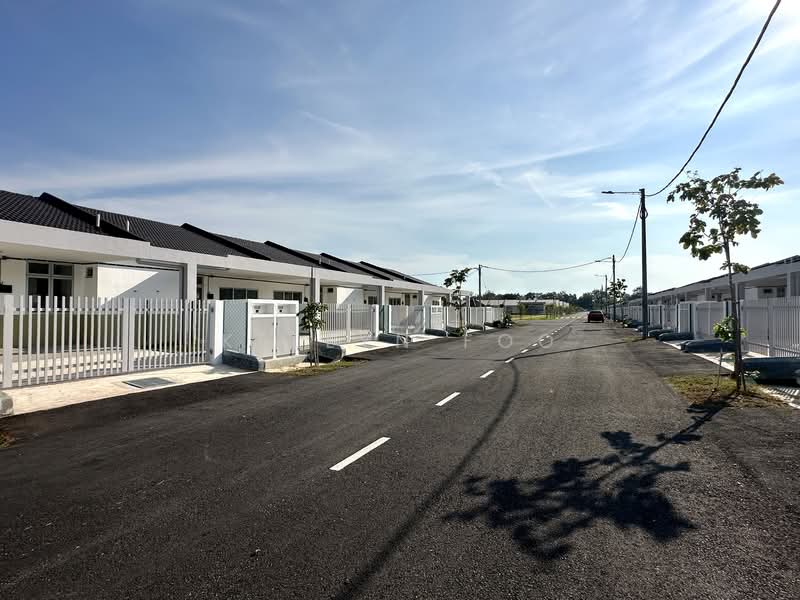 Rumah Teres 1 Tingkat untuk Dijual di Ayer Keroh (Melaka) - Kellyn Foo - Exterior - PropertyGuru.com.my