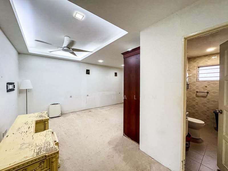 Terraced House for Sale in Bandar Baru Bangi (Selangor) - Arif Halim - Bathroom - PropertyGuru.com.my