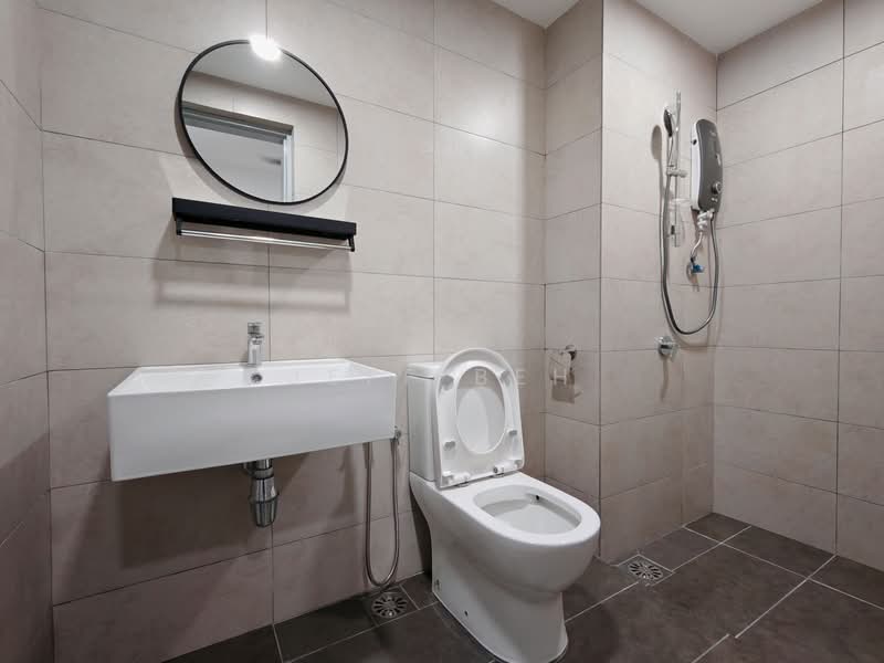Servis Apartment untuk Disewa di M Luna - Jeff Beh - Bathroom - PropertyGuru.com.my