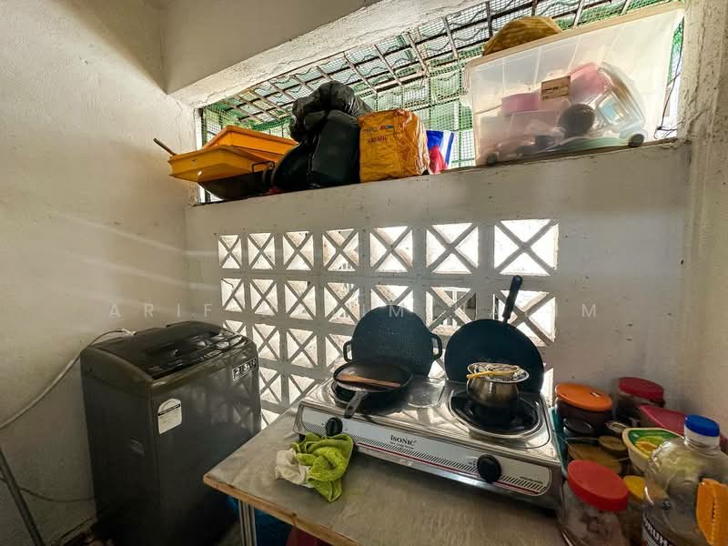 Rumah Flat untuk Dijual di Flat Danau Kota - Arif Halim Halim - Kitchen - PropertyGuru.com.my
