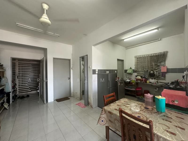 Pangsapuri untuk Dijual di Villa Tropika - Arif Halim Halim - Kitchen - PropertyGuru.com.my