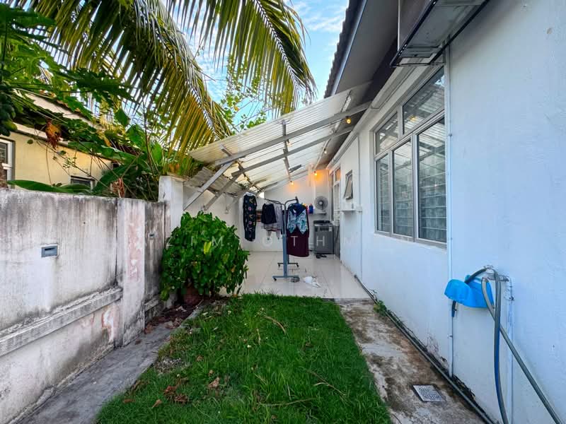 Semi-Detached House for Sale in Jenjarom (Selangor) - Azim Othman - Exterior - PropertyGuru.com.my