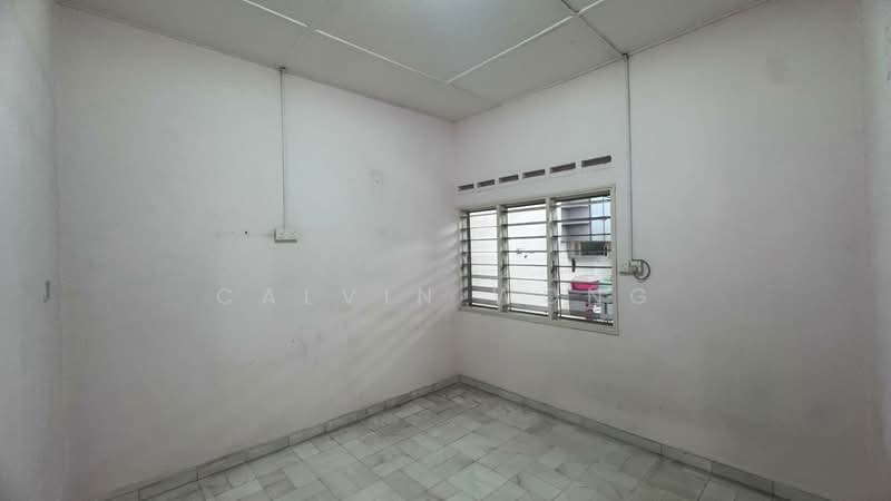 Rumah Teres 1 Tingkat untuk Dijual di Taman Johor Jaya (Johor Bahru) - Calvin Wong - Interior - PropertyGuru.com.my
