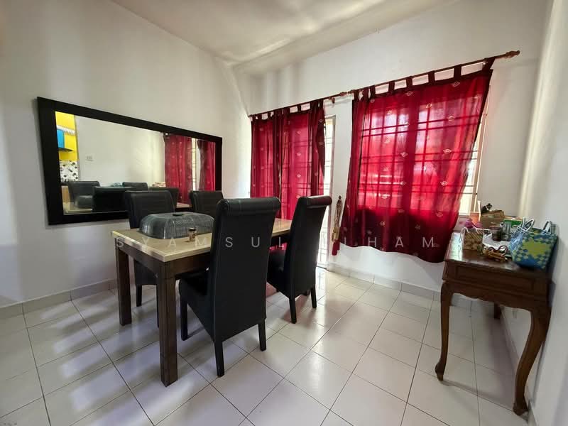 Rumah Teres 2 Tingkat untuk Dijual di Taman Tasik Prima (Puchong) - Syamsul Ilham - Dining Room - PropertyGuru.com.my