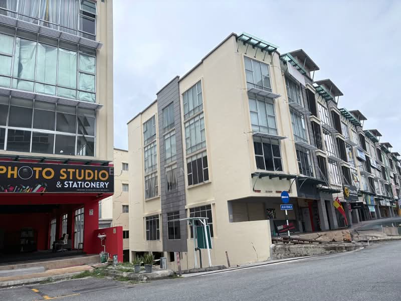 Kedai untuk Disewa di Setia Alam (Selangor) - Elwin Chok - Exterior - PropertyGuru.com.my