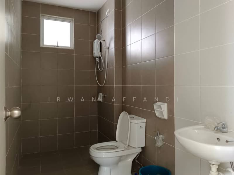 Service Residence for Sale at BSP 21 - Irwan Affandi - Bathroom - PropertyGuru.com.my