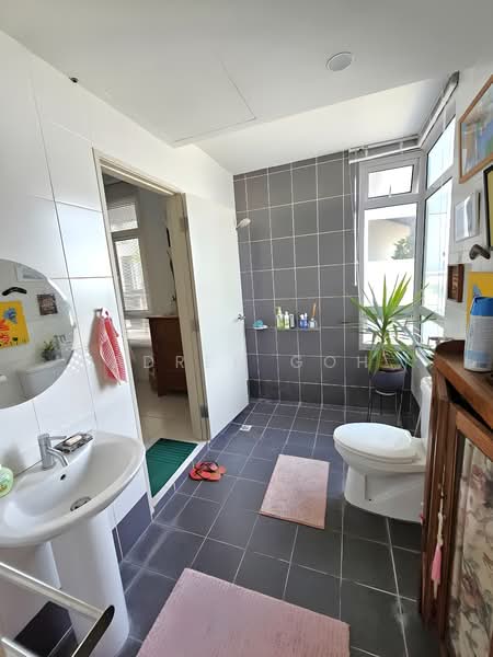 Condominium for Rent at 10 Island Resort - Adren Goh - Bathroom - PropertyGuru.com.my