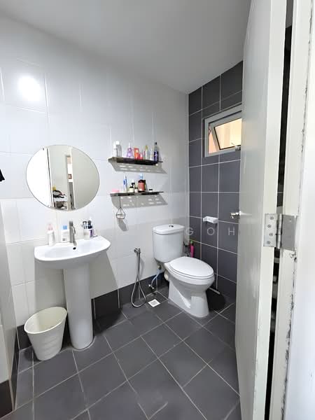 Condominium for Rent at 10 Island Resort - Adren Goh - Bathroom - PropertyGuru.com.my