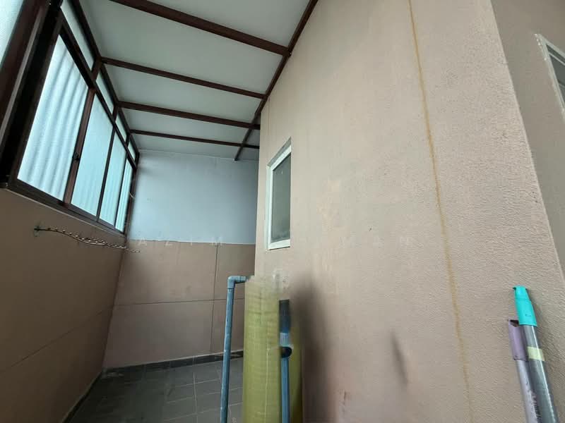 Rumah Teres 3 Tingkat untuk Dijual di Cyberjaya (Selangor) - Azim Othman - Balcony - PropertyGuru.com.my