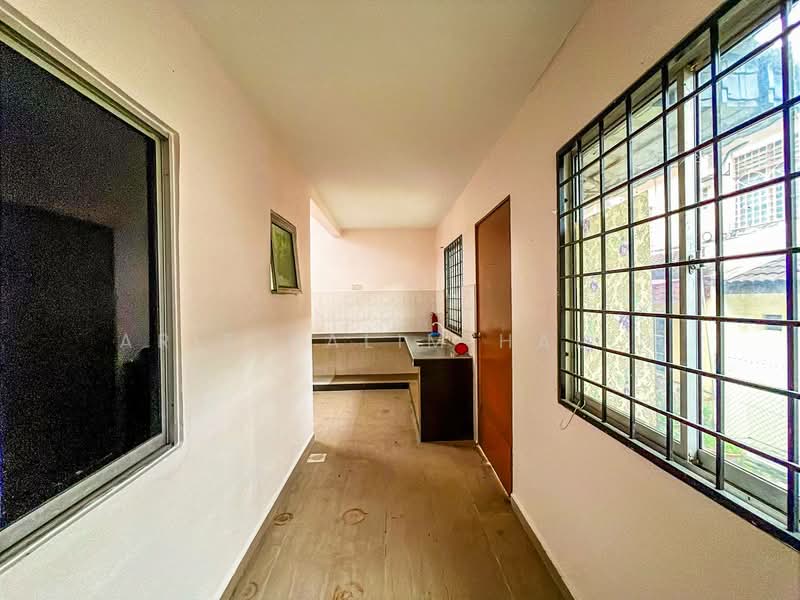Terraced House for Sale in Semenyih (Selangor) - Arif Halim Halim - Kitchen - PropertyGuru.com.my