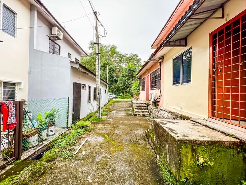 Terraced House for Sale in Semenyih (Selangor) - Arif Halim Halim - Exterior - PropertyGuru.com.my