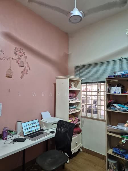 Rumah Teres 2 Tingkat untuk Disewa di Mutiara Damansara (Petaling Jaya) - E Wearne Tan - Study - PropertyGuru.com.my