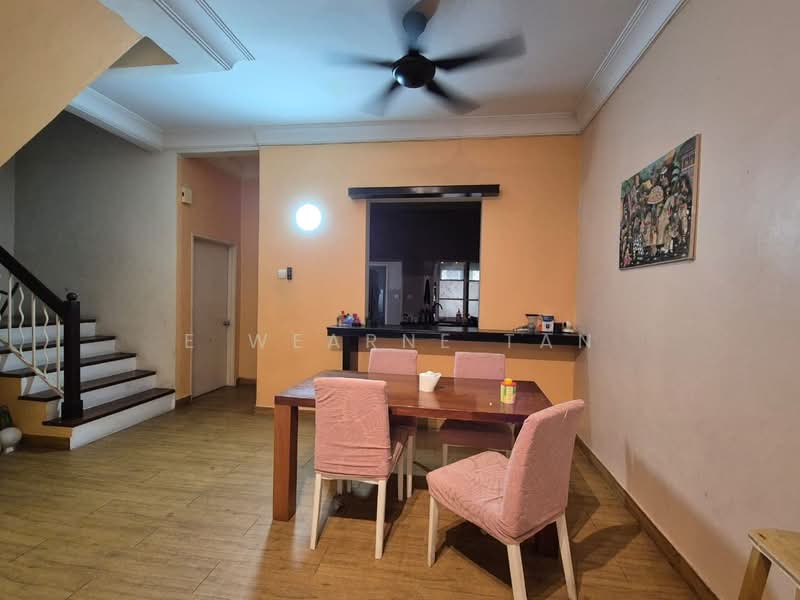 Rumah Teres 2 Tingkat untuk Disewa di Mutiara Damansara (Petaling Jaya) - E Wearne Tan - Dining Room - PropertyGuru.com.my