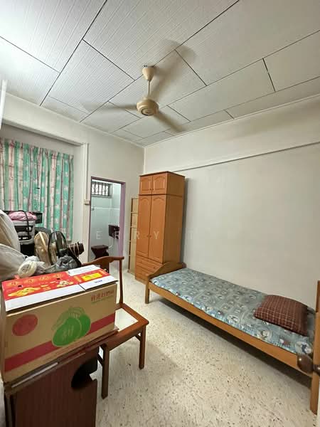 1-storey Terraced House for Sale in Taman Sri Bahagia (Tampoi) - Terry Tan - Bedroom - PropertyGuru.com.my