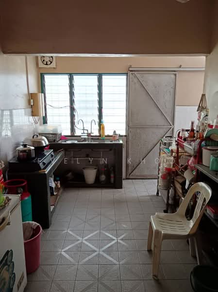 2-storey Terraced House for Sale in Taman Daya (Kepong) - Evelyn Khoo - Kitchen - PropertyGuru.com.my