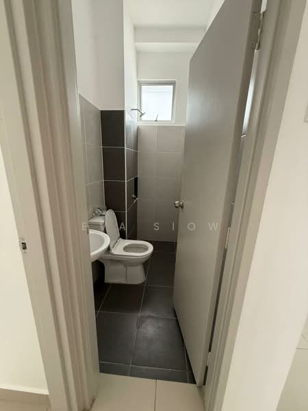 Rumah Teres 2 Tingkat untuk Dijual di Bandar Penawar (Kota Tinggi) - Eva Siow - Bathroom - PropertyGuru.com.my