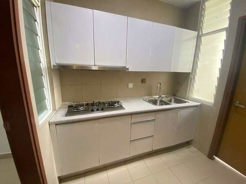 Kondominium untuk Dijual di Sri Putramas III / Royal Regent - Evelyn Khoo - Kitchen - PropertyGuru.com.my