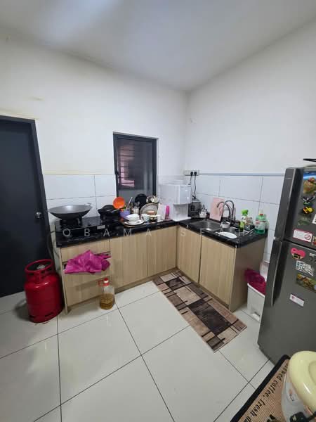 Kondominium untuk Disewa di The Holmes 1 - Obama Seah - Kitchen - PropertyGuru.com.my