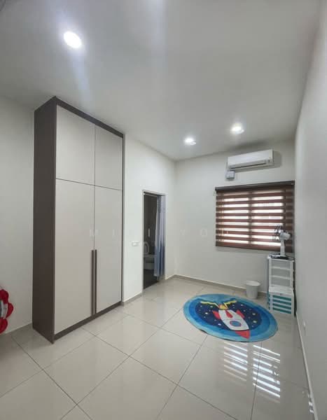 Rumah Teres 2 Tingkat untuk Disewa di Bandar Rimbayu (Telok Panglima Garang) - Miki You - Bedroom - PropertyGuru.com.my
