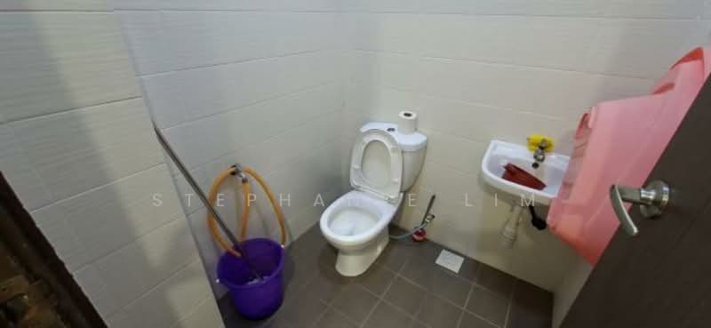 3-storey Terraced House for Sale in Taman Sri Gadong (Klang) - Stephanie Lim - Bathroom - PropertyGuru.com.my